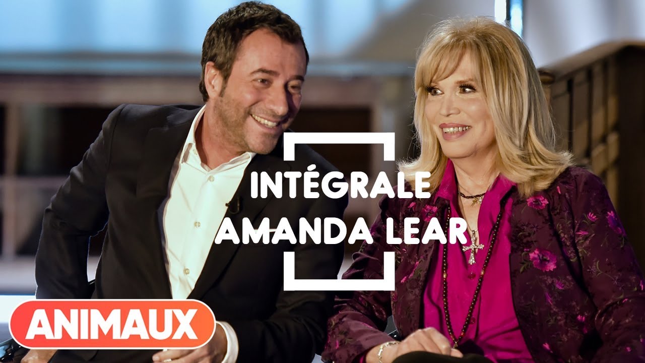 Amanda Lear est dans Animaux Stars - Animaux