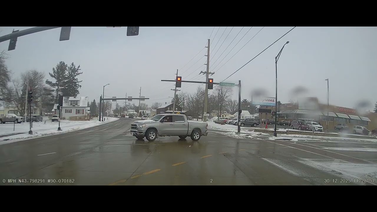 20251230112657 000711Preview of 2026 last dashcam of 2025 Dec 30 2025 05