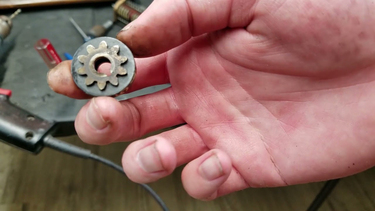Rapid Calculator Repair: How to Fix a Mechanical Calculator When Some Digits Wont Clear