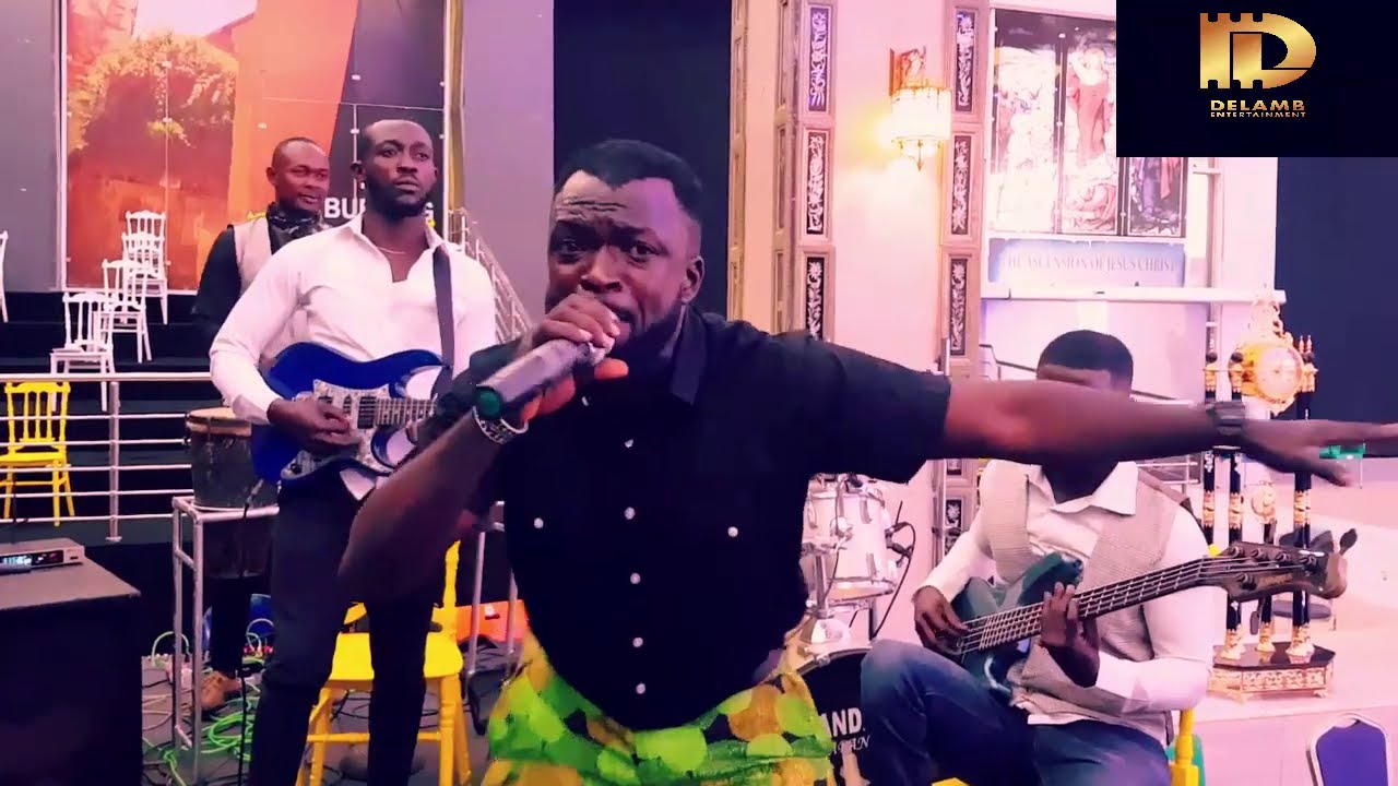 GOD NA HELELE  (LIVE PRISE AND WORSHIP) BY D'LAMB ONYEBUCHI  CEO DELAMB ENTERTAINMENTS