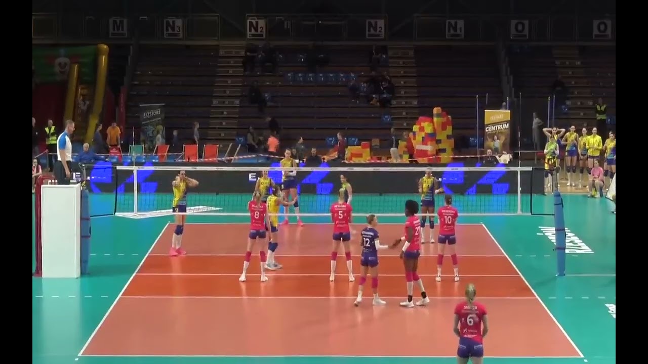 Laura Jansen Pos. 4, Pink Jersey (go to 48:40)