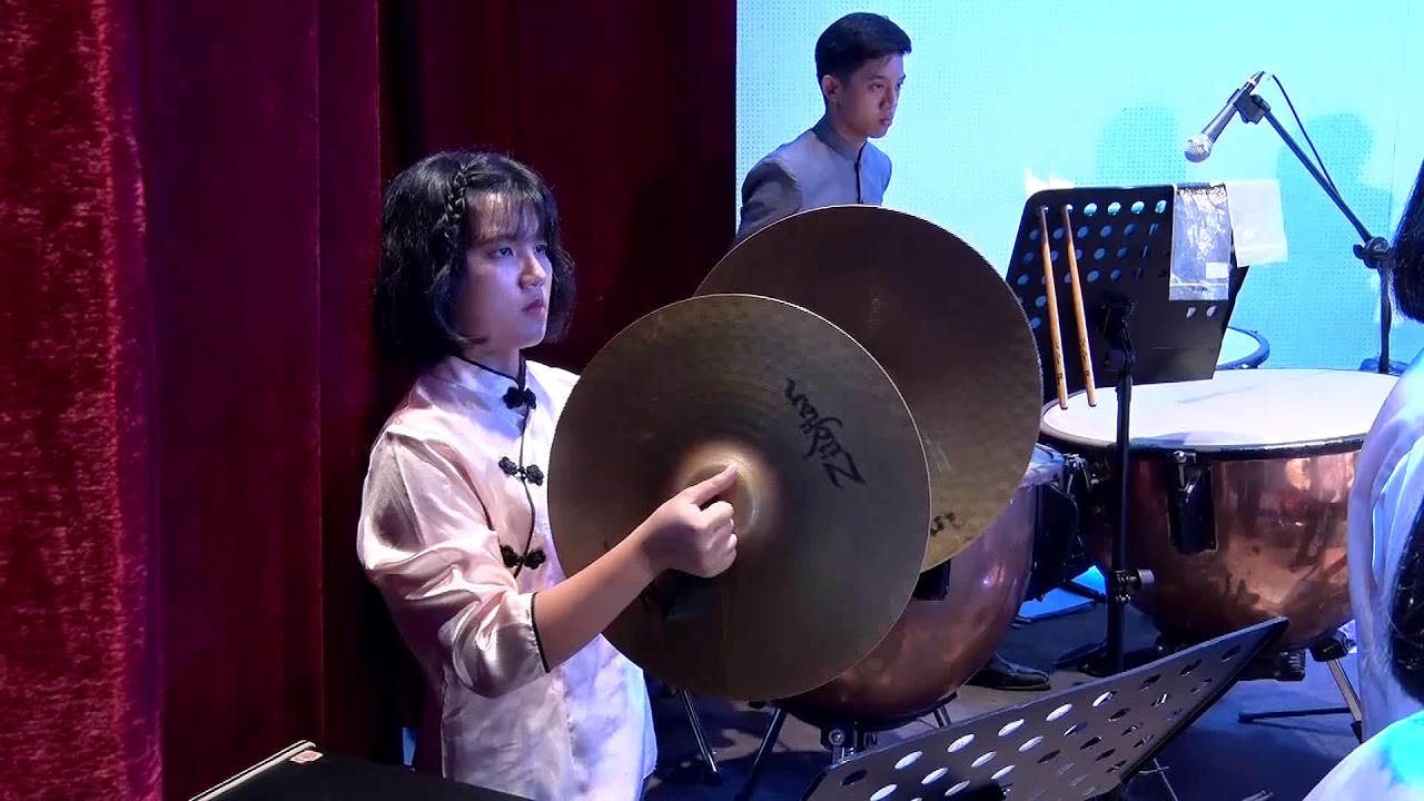 新山寬柔中學華樂團《奮勇前進》潘耀田 作曲｜謝煥斌 指揮