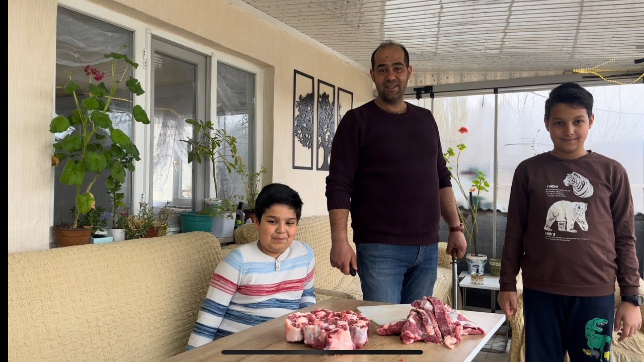 Angus eti nasıl olur &ouml;zellik g&ouml;r&uuml;n&uuml;ş ve yumuşaklık boğamızın etini kavurma yaptık harika bi et 🥩 👍