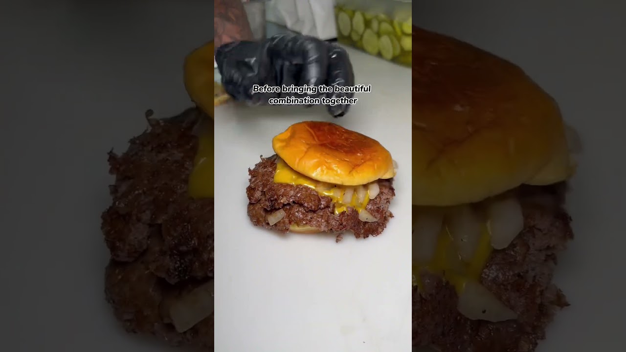 Люди называют это ЛУЧШИМ БУРГЕРОМ в Нью-Йорке &ndash; 7th Street Burger!
