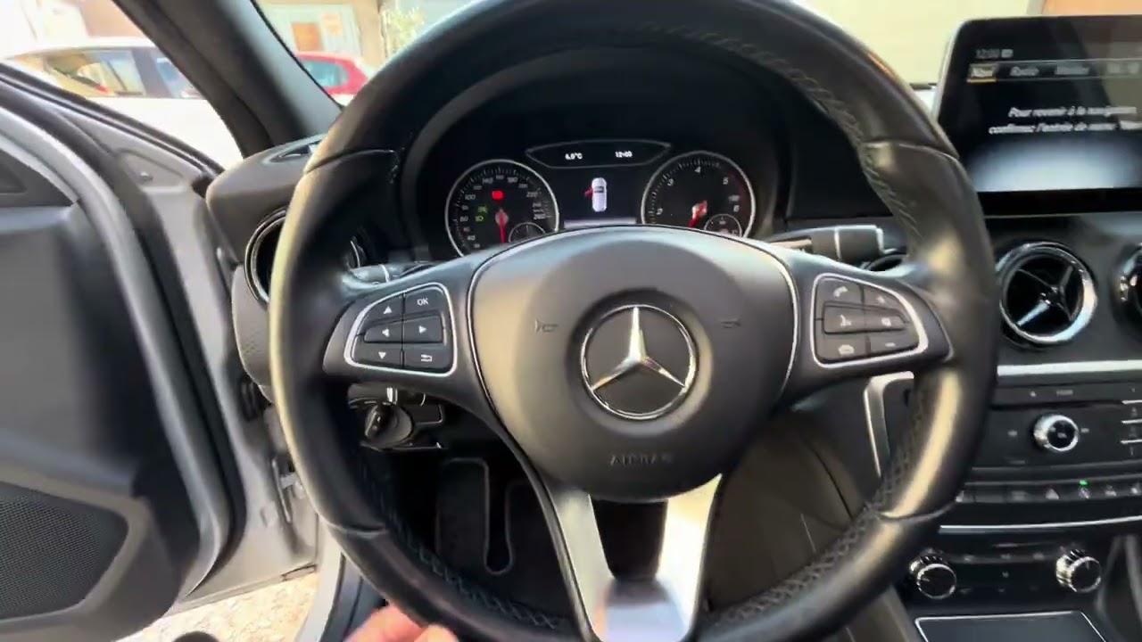 Visite Virtuelle Mercedes classa A 200 D 