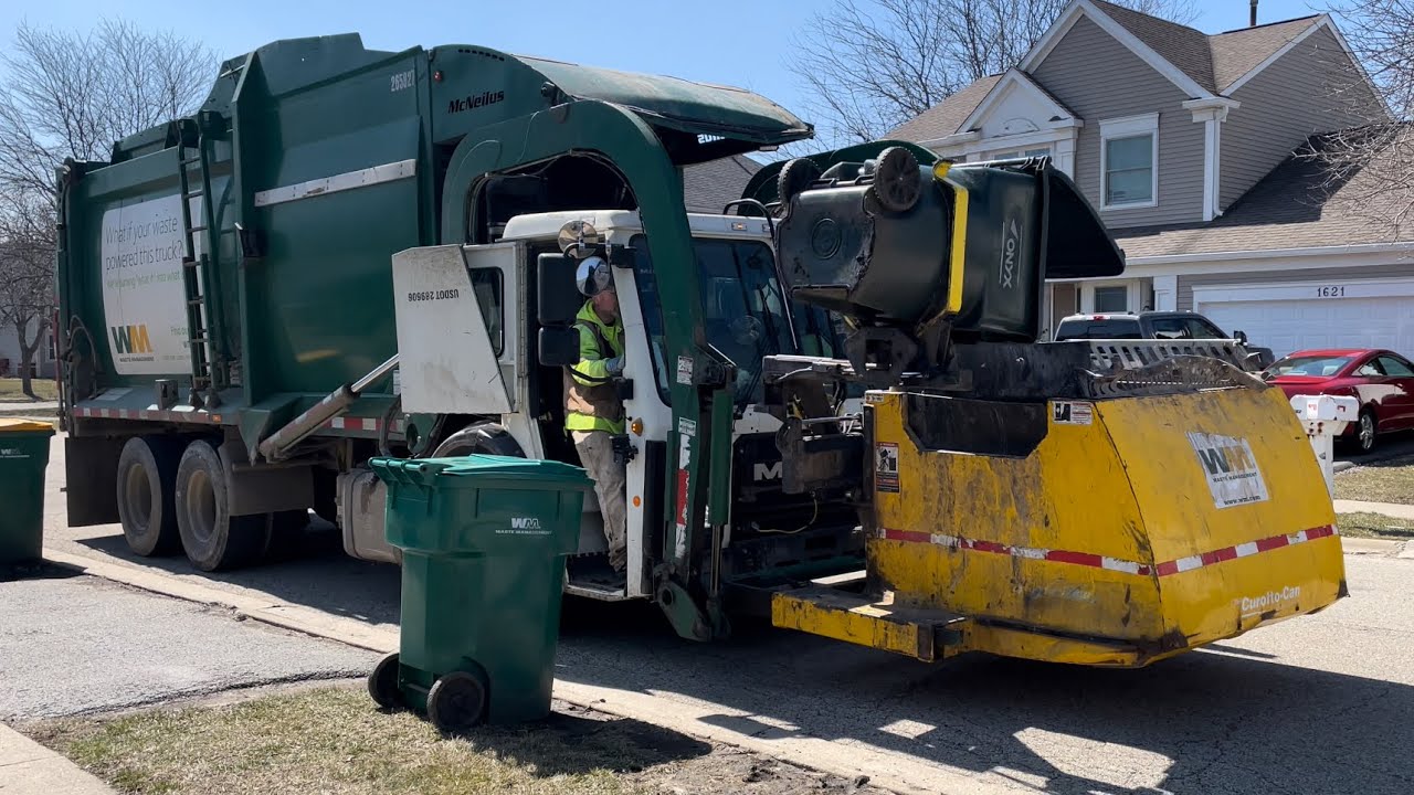 Waste Management 265827: Mack LR McNeilus Contender Curotto Can Garbage Truck!