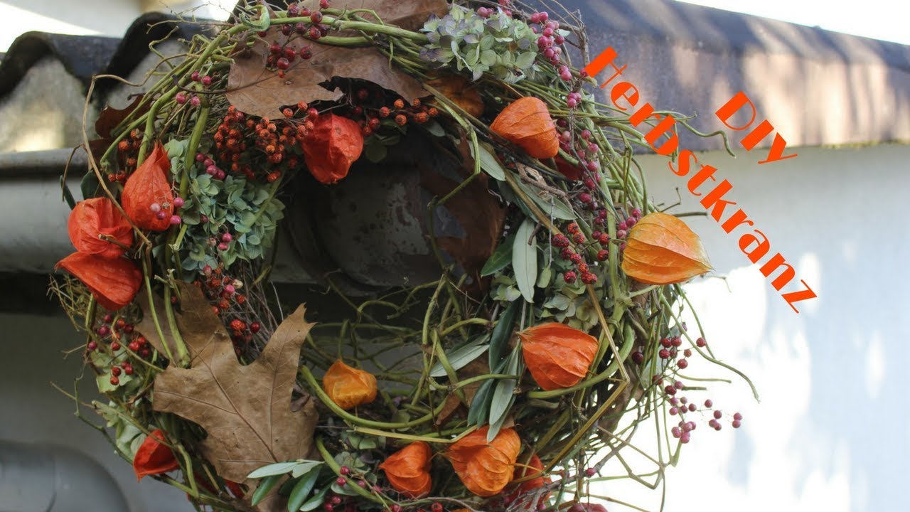 DIY: Türdekoration für den Herbst - Türkranz in den Herbstfarben