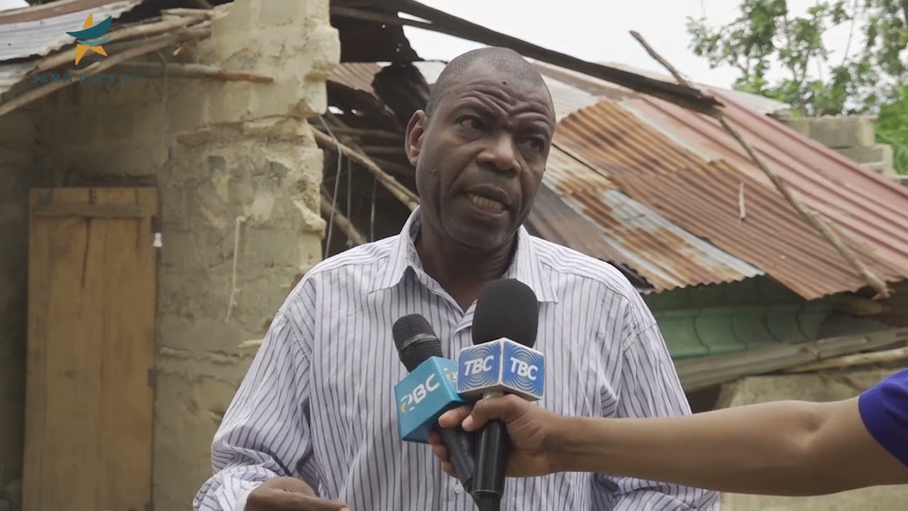 KATAPILA  LAVAMIA NYUMBA SAA 8 USIKU LAUWA WATOTO WAWILI NA KUJERUHI BABA NA MAMA 'PEMBA'