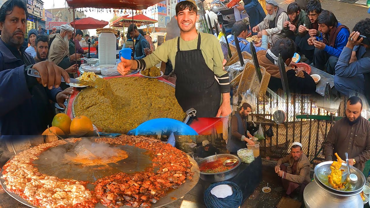 Breakfast street food in Afghanistan | Channa | Motta chawal | Parati | Liver fry | Shola | Chai