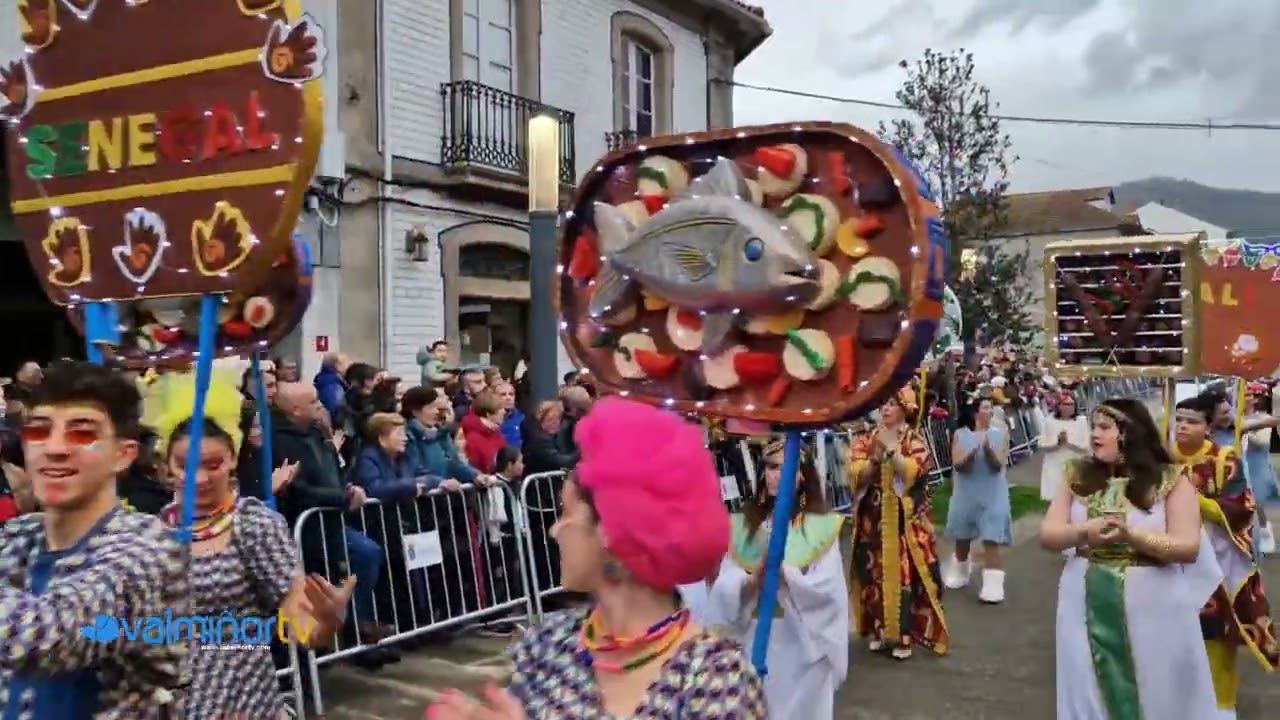 VALMIÑORTV - Desfile de Comparsas y Carrozas en Gondomar