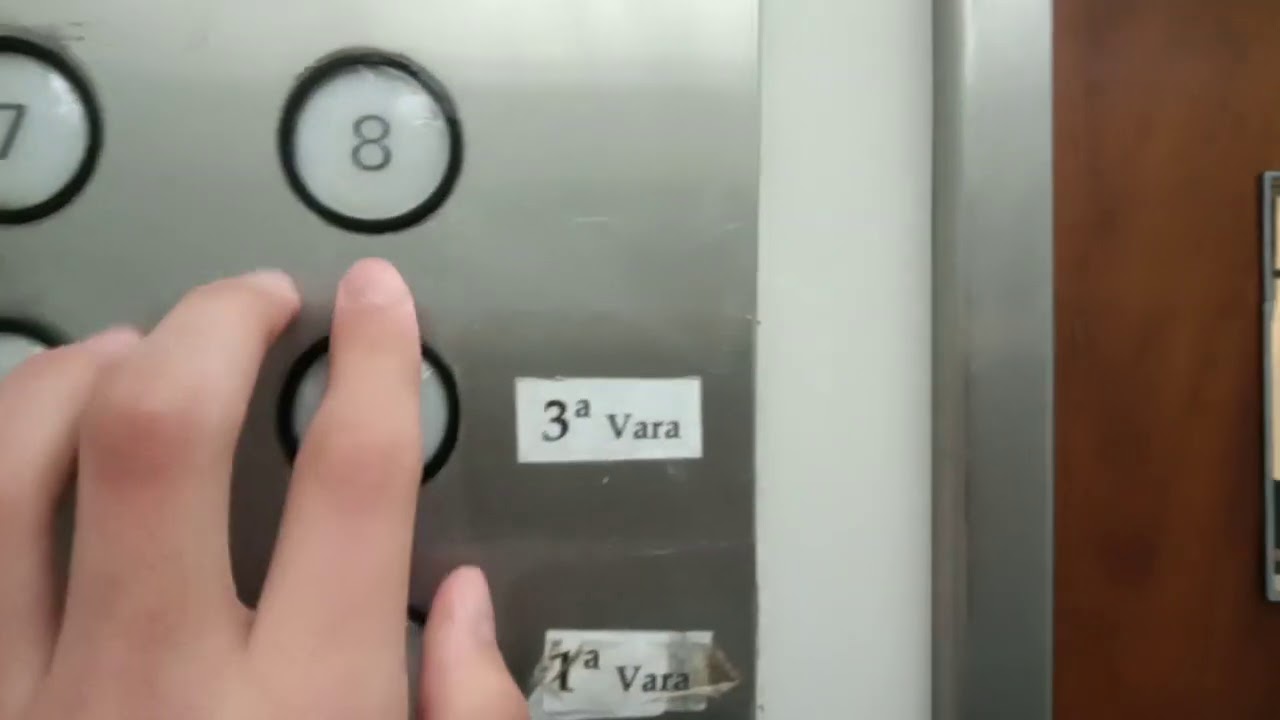 Elevador Atlas classe A fase 1 com rolamento do motor desgastado