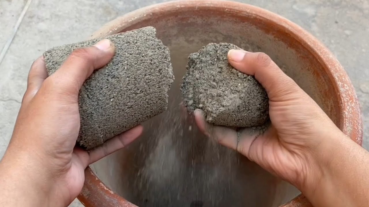 Asmr charcoal sand claypot & floor crumbling 🌪#relax #satisfying💕