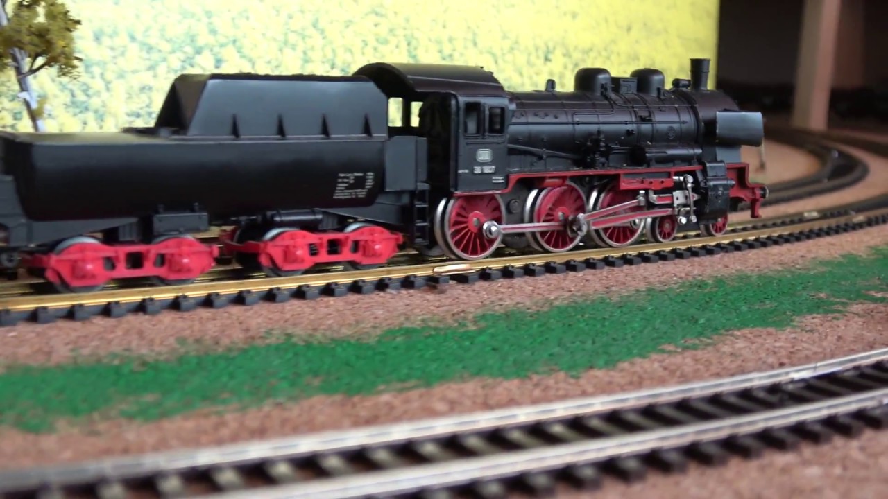 Model railroad, modelspoor, Modelleisenbahn,  mod&egrave;le ferroviaire, modelo de ferrocarril