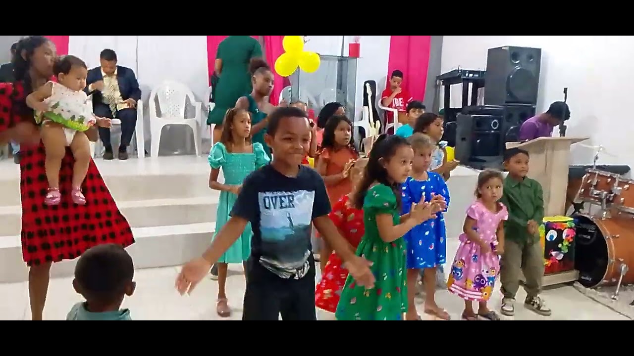 Grupo de criança aldeia barra velha Madureira 