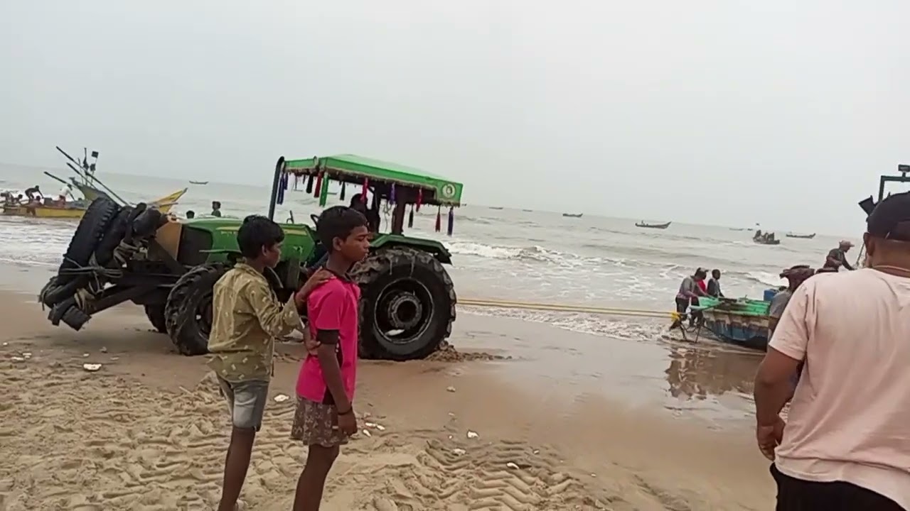 2025 సంవత్సరంలో మొదటి రోజు చేపలు పట్టడం