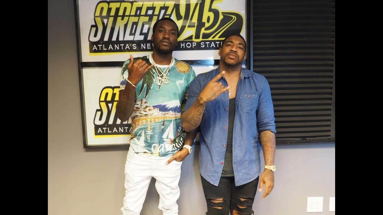 MEEK MILL TALKS NEW ALBUM, SAFAREE ENCOUNTER + MORE ON HOLIDAYSEASONLIVE - STREETZ 94.5