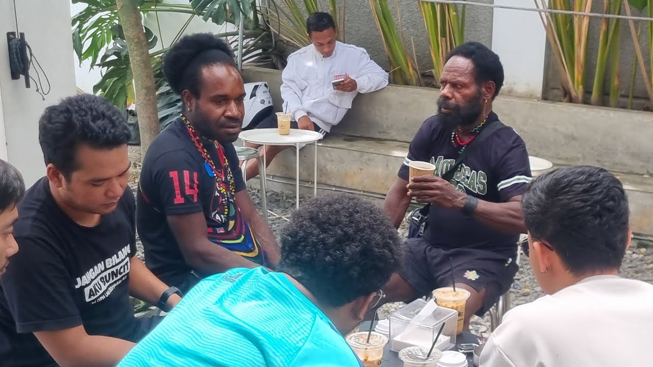 TERIMAKSIH MR.E KK MORO UANG BANYAK YG JALAN JALAN MBOLEH...