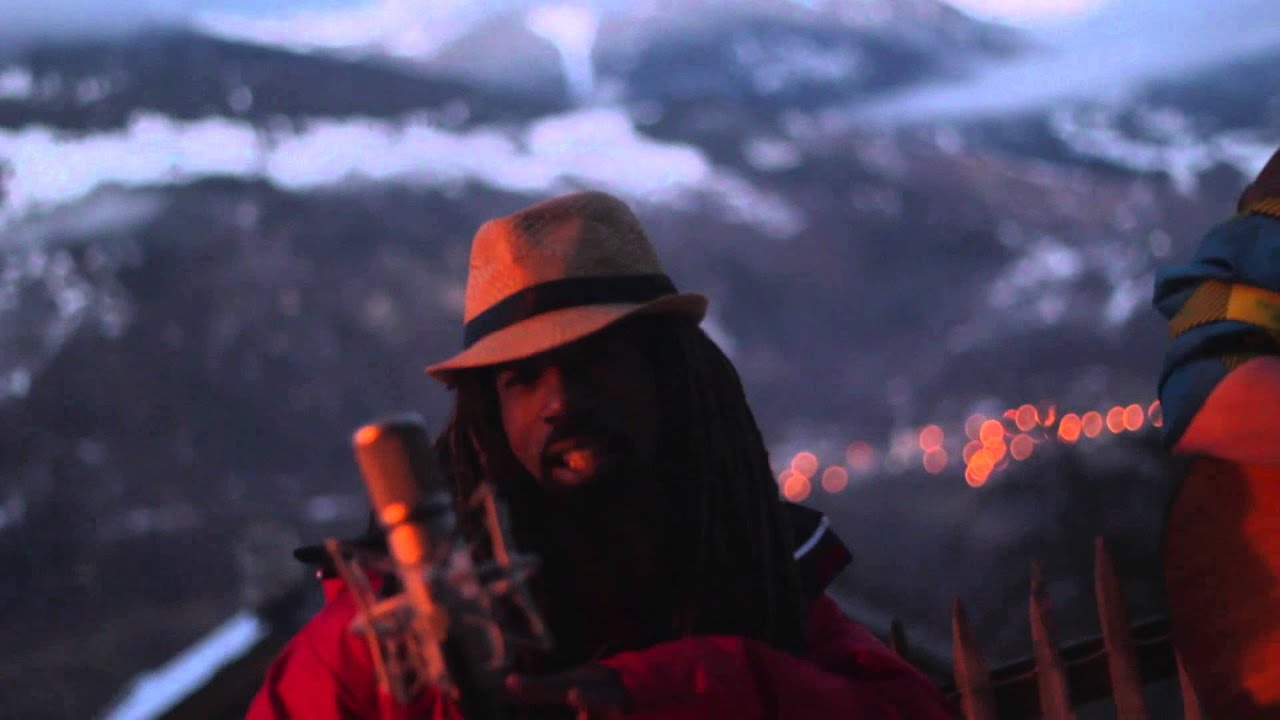 Concrete Schoolyard - Akil from Jurassic 5 ft. Alex davies