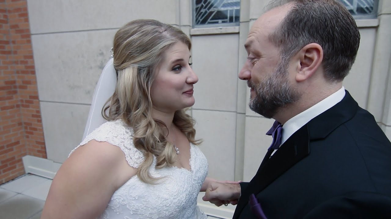 Dallas Wedding videographer in DFW and Fort Worth - The 1st Look cinematic