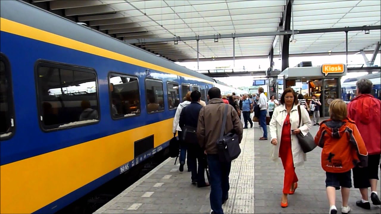 1758 ICRm, NS Reizigers, aankomst en vertrek, station Rotterdam Centraal 8-8-2012