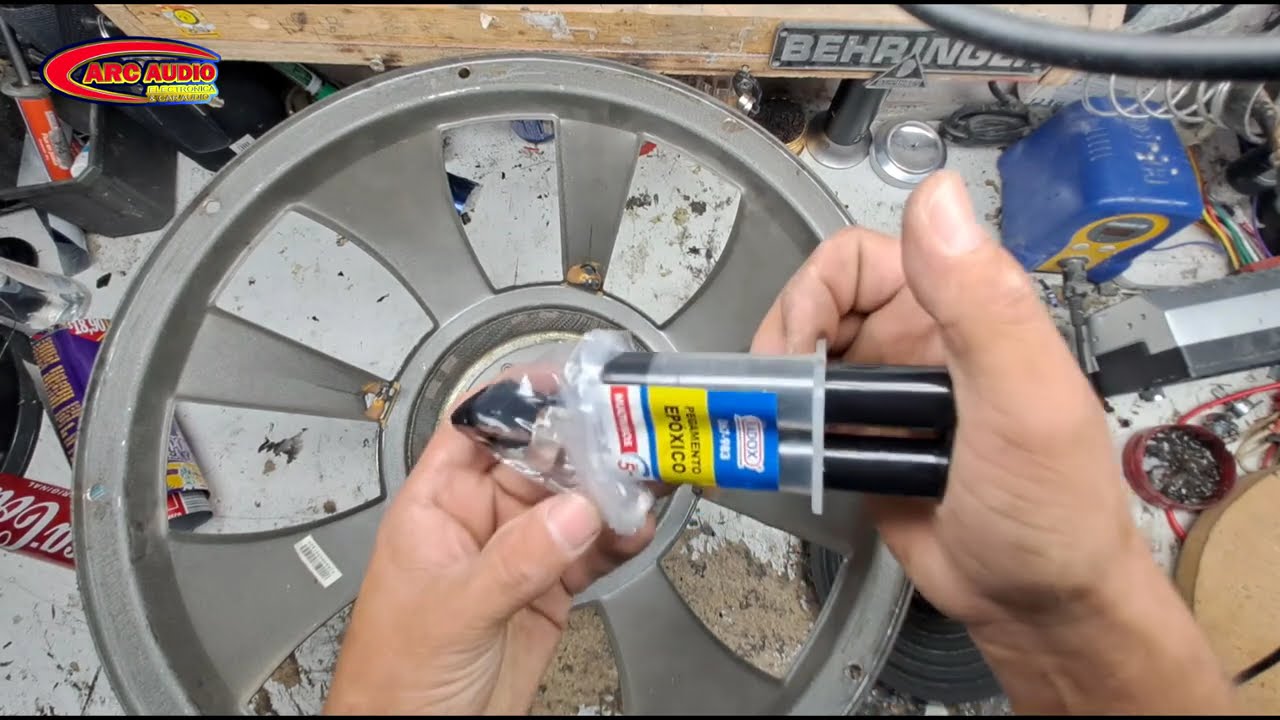 CAMBIO DE BOBINA KICKER DE 15 PULGADAS