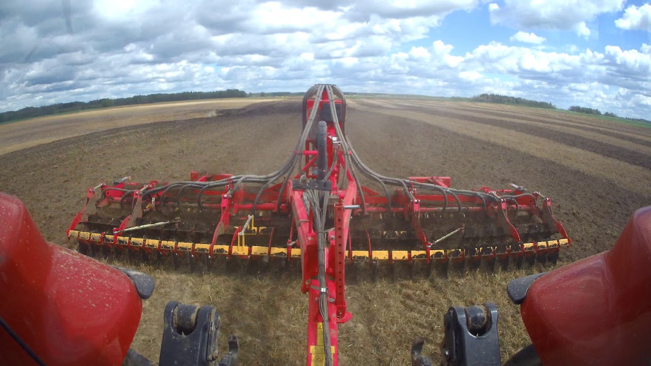 Magnum 370 CVX + vaderstad carrier CR 820 + biodrill + autopilot