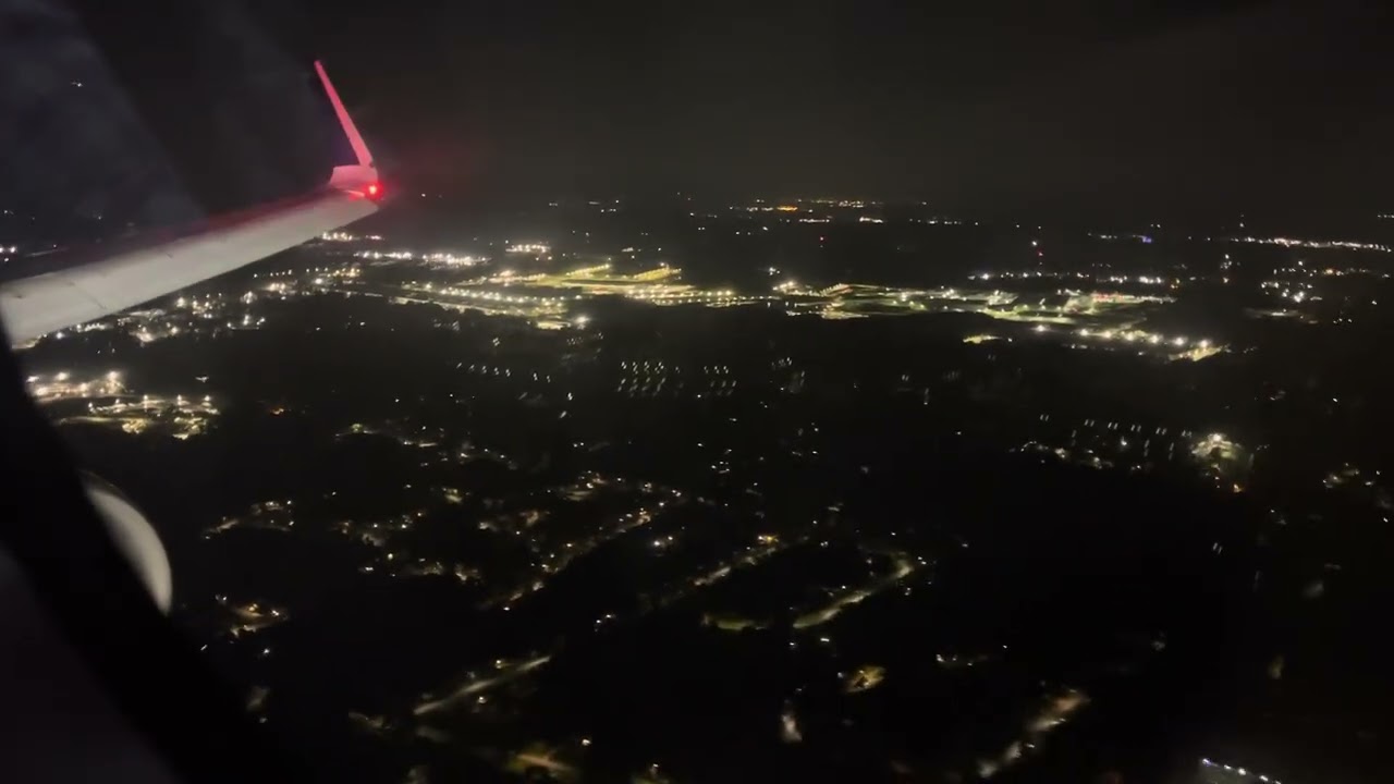 Delta Air Lines Airbus A321-211 [N313DN] landing ATL