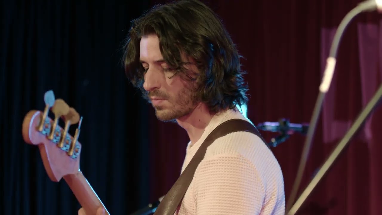 Mildlife - Chorus (Live at Triple R)