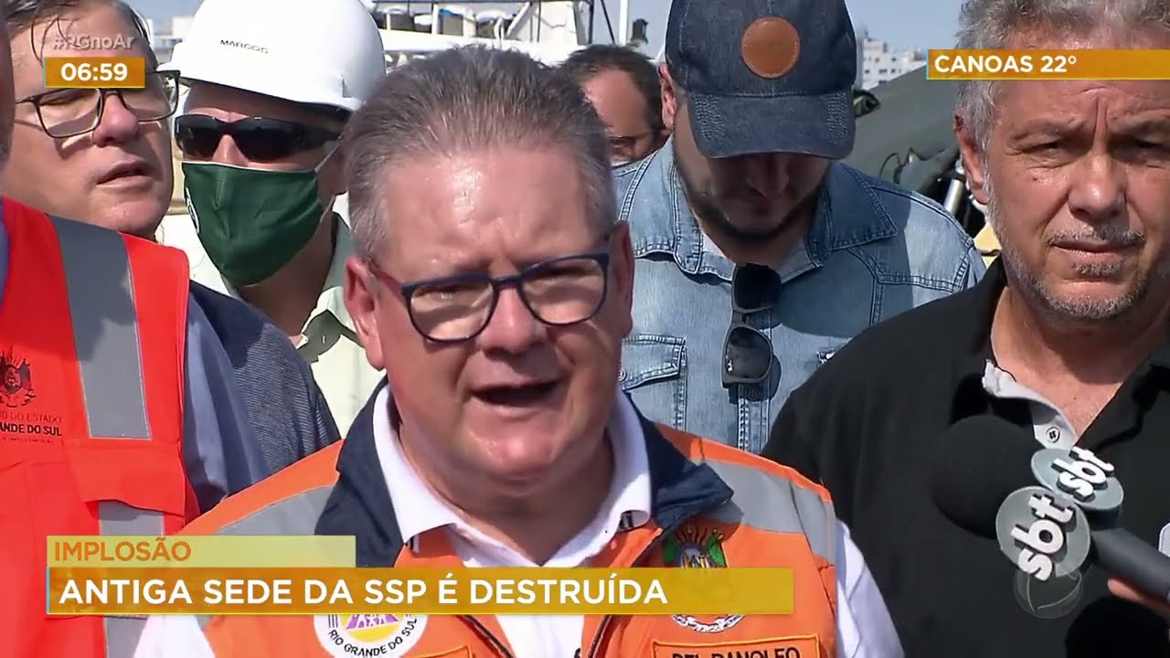 Implosão: antiga sede da SSP é destruída