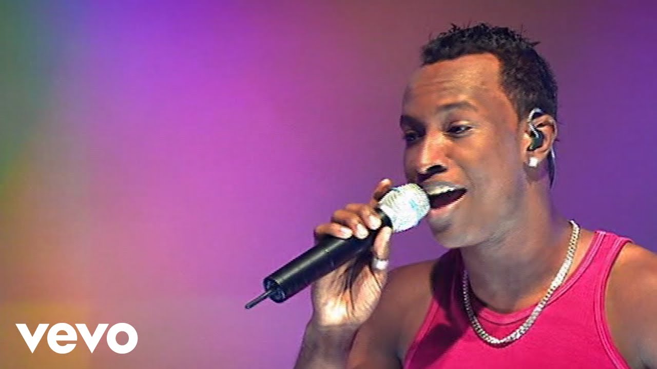 Exaltasamba - Acaba Tudo Bem (Live from Porto Alcobaça, São Paulo, Brazil / 2006)