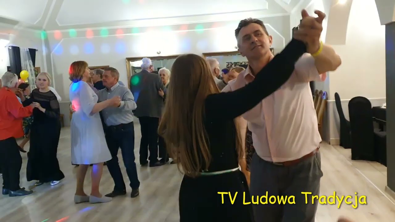 ODBIŁ JACEK  WERONIKĘ JURKOWI i powirował po parkiecie na potańcówce w Złotym Dworze 15 04 2023