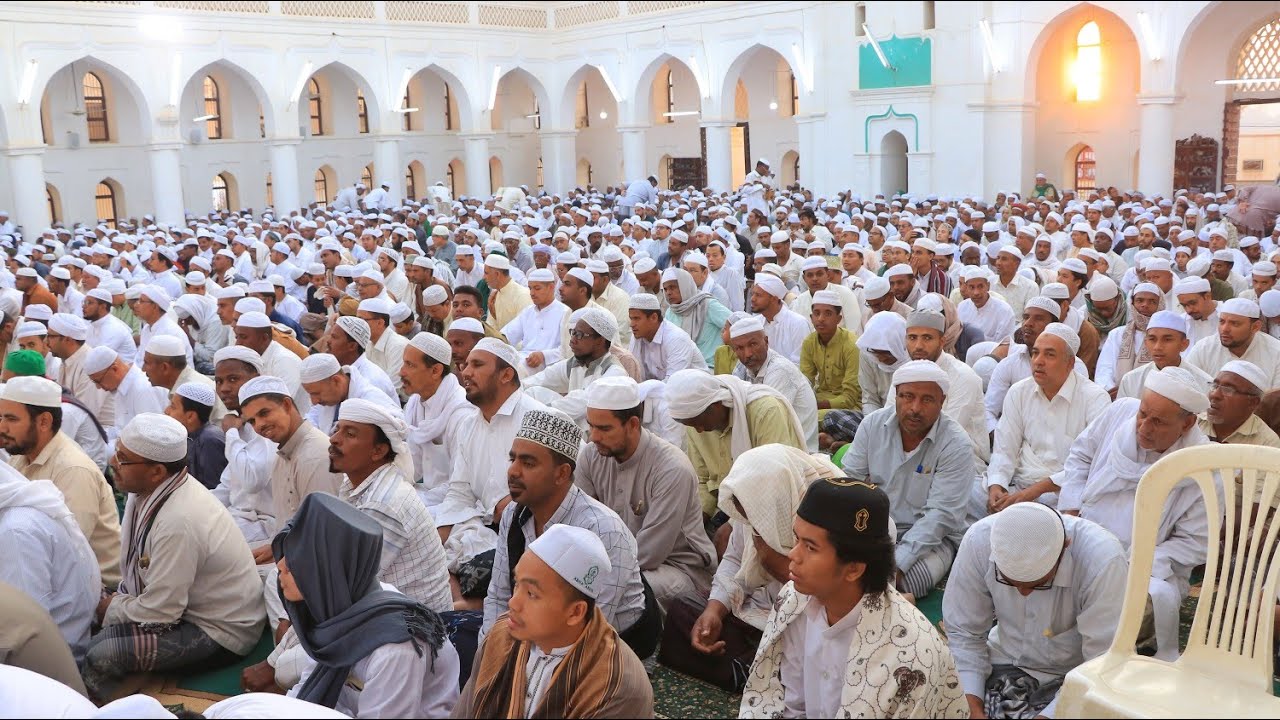 احتفال أهل مدينة تريم الغناء بذكرى المولد النبوي/مقتطفات من المولد  بمسجد المحضار 1444ه‍