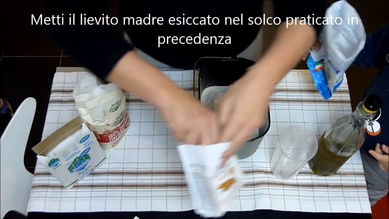 Video ricetta per fare il pane con la migliore macchina del pane