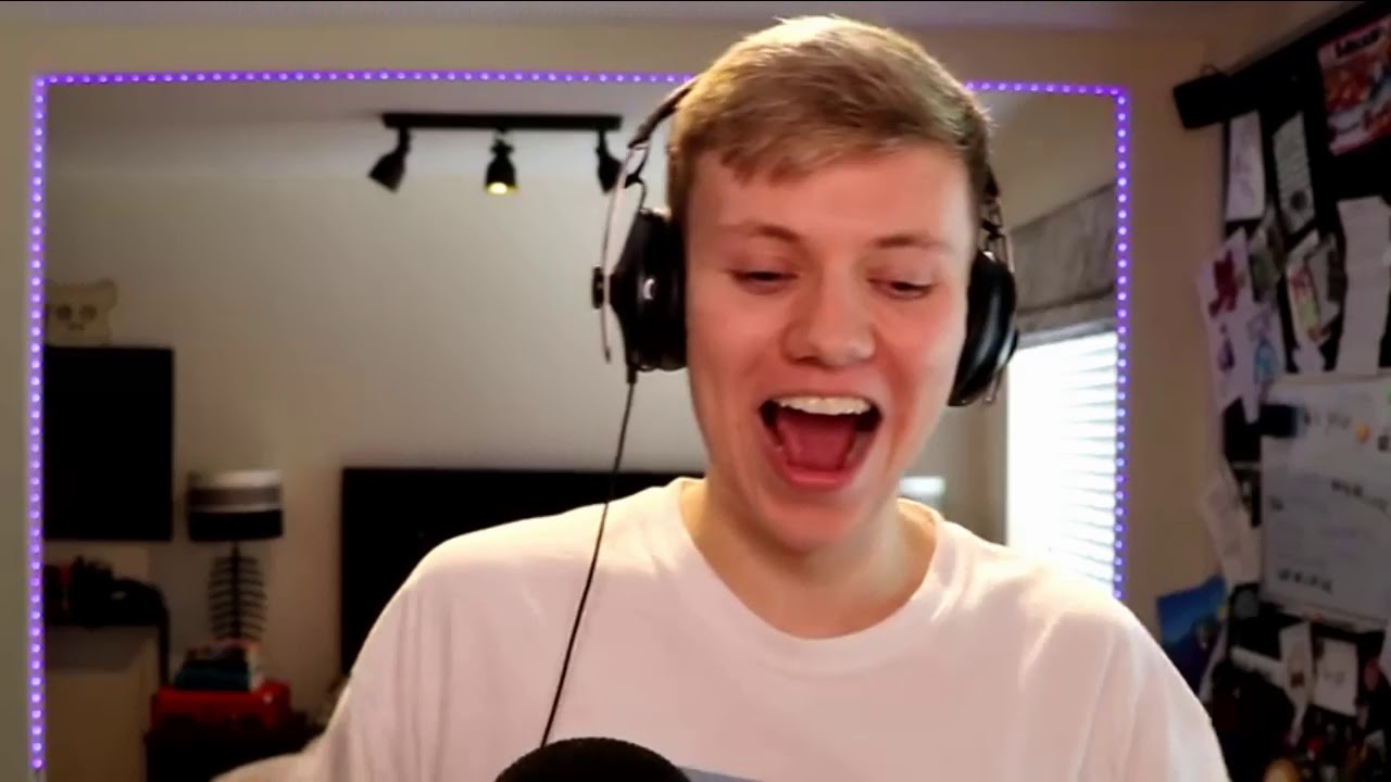 About 3 minutes of Pyrocynical laughing