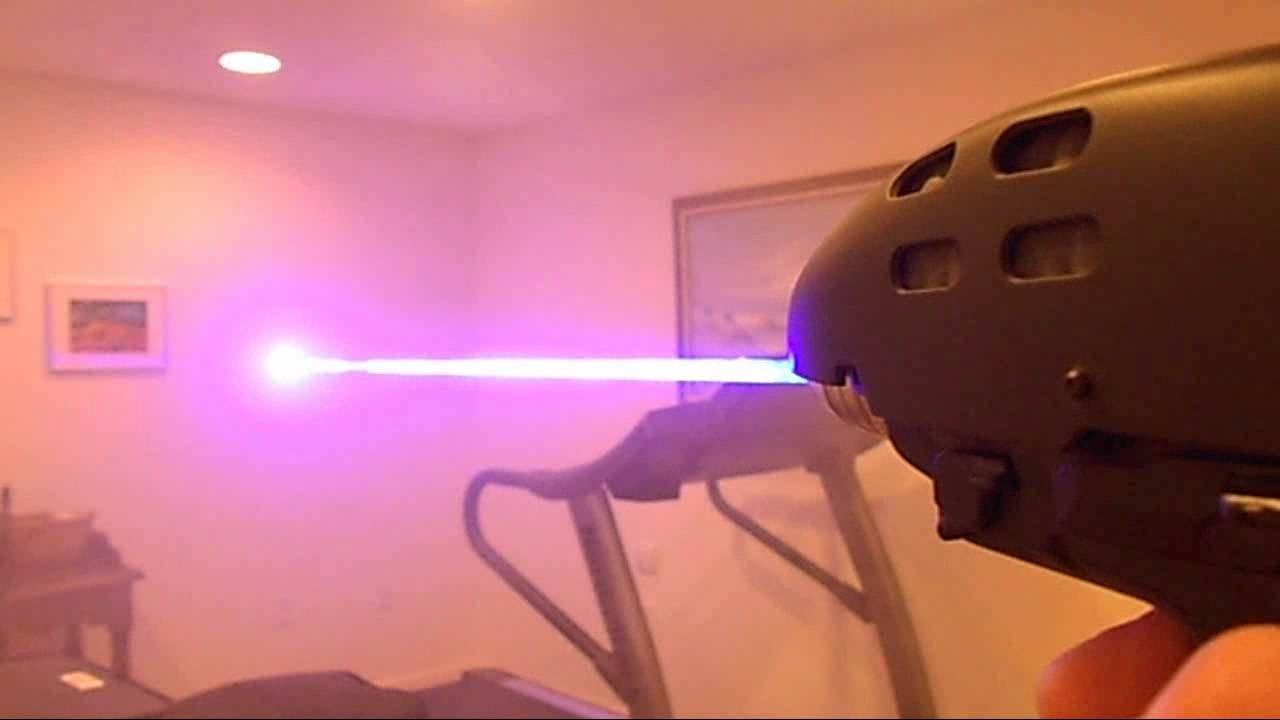 Star Trek V/VI Assault Phaser with Laser