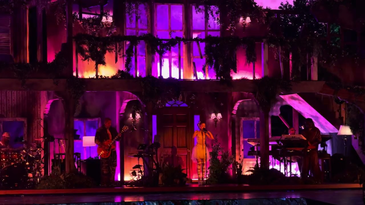 Ariana Grande - &ldquo;safety net&rdquo; live Oakland Day 3 2026