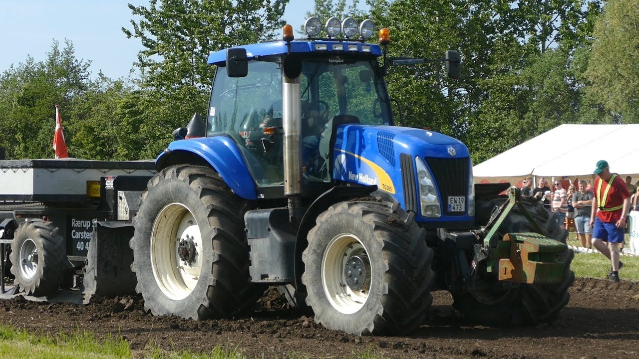 New Holland TG285 Pulling The Heavy Sledge at Aabybro Pulling Arena | Tractor Pulling DK