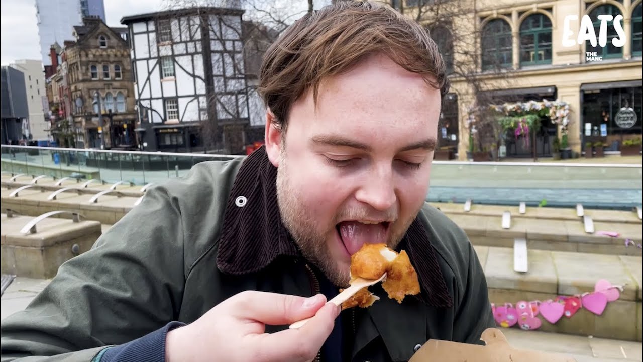 Getting a chippy from Hip Hop Chip Shop in Manchester city centre • Takeaway Champions