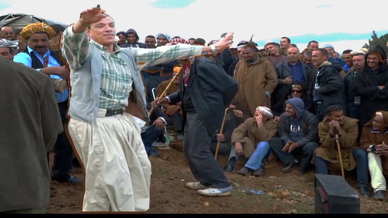 Scènes de Danse insolites - Gasba danse 40 مشاهد رقص غير عادية - قصبة ورقص