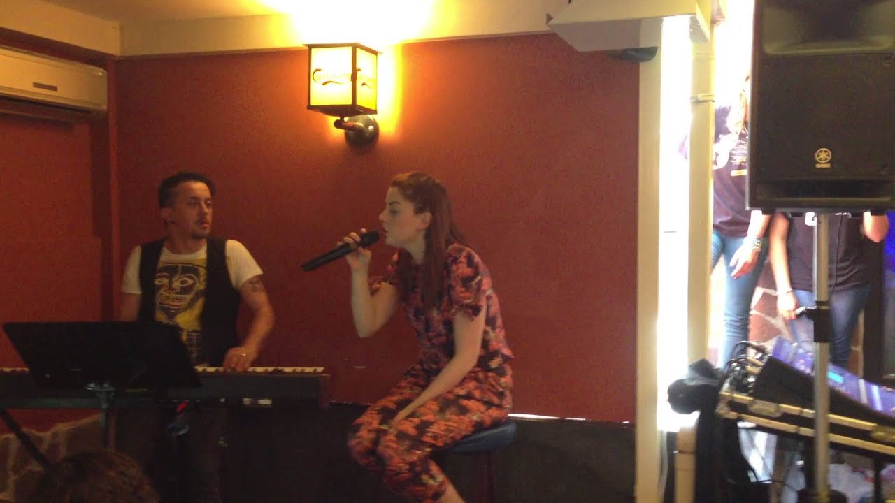Annalisa canta Alice e il blu - Raduno Napoli