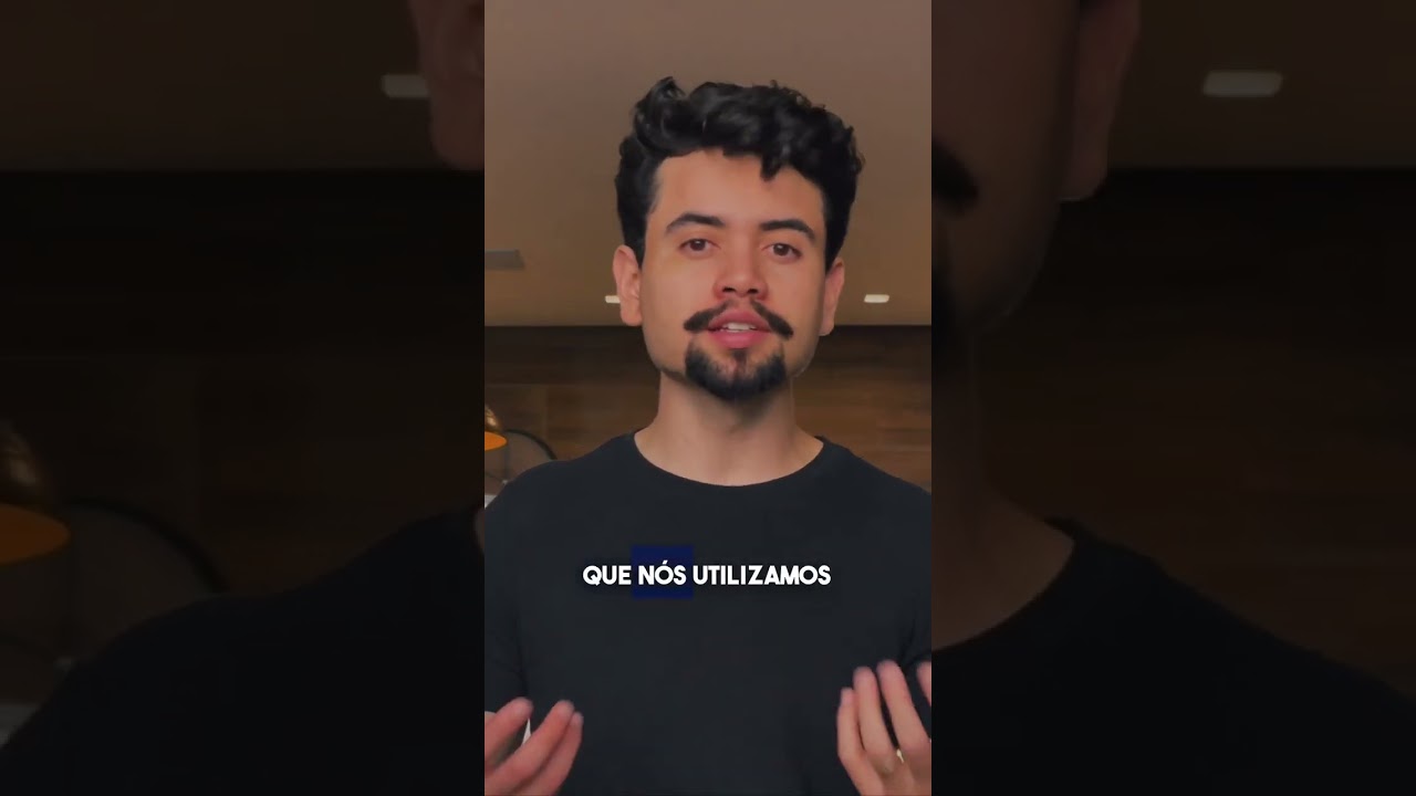 Utilizamos a pomada em p&oacute; para dar mais volume e movimento no cabelo