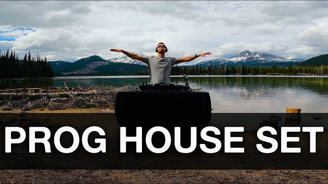 Delusive - Sparks Lake Progressive House DJ Set