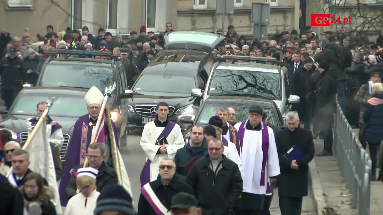 Pogrzeb Jolanty Szczypińskiej w Słupsku. Tłumy żegnały słupszczankę