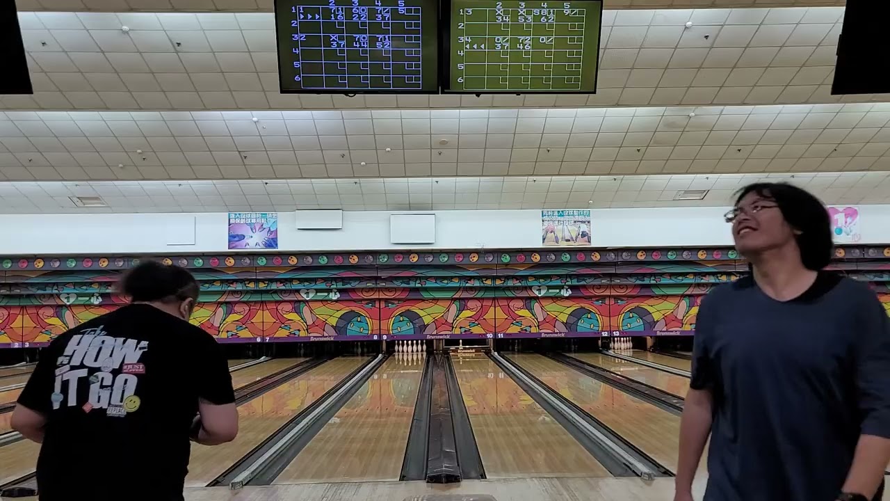 2/10 Happy Bowling Part6