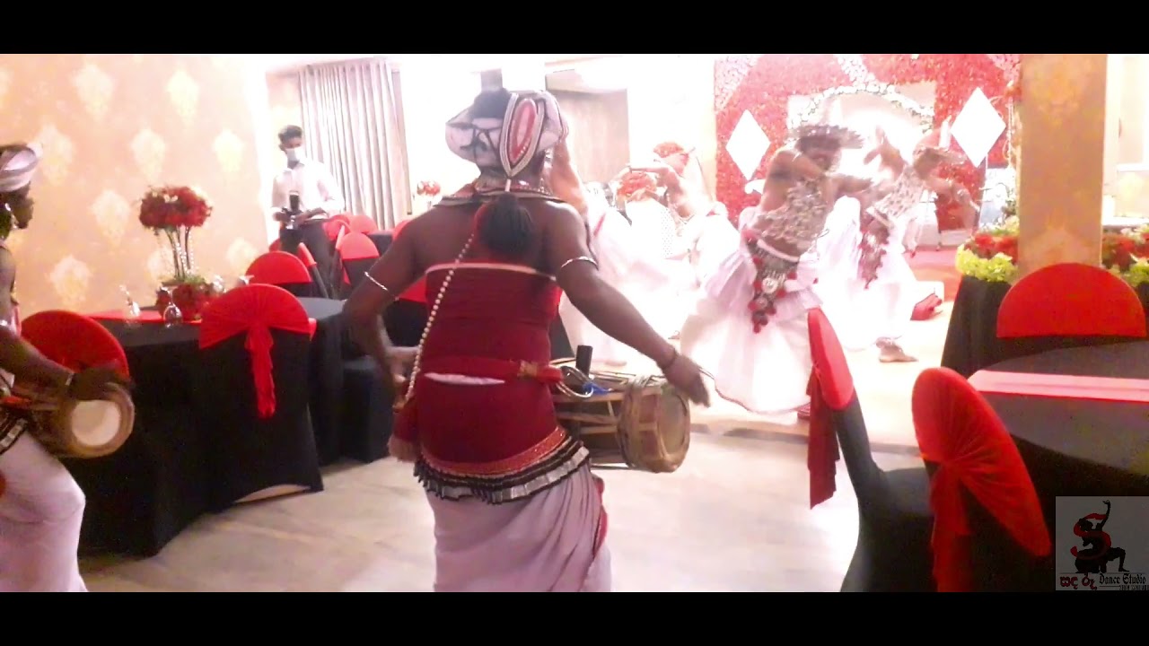 Welcome Dance - වෙස් නැටුම්