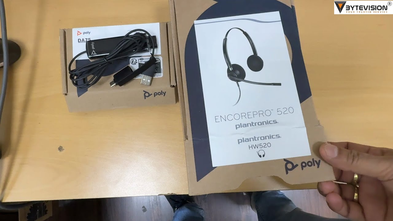 The Plantronics EncorePro HW520 Headset  & The Poly DA75 Unboxing