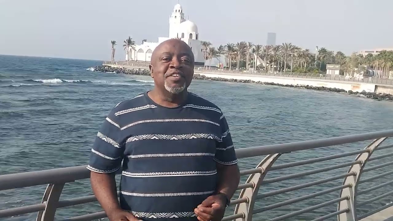 HUJAJI YAHYA ALLY MCHUJUKO AKIWA UFUKWENI BAHARI NYEKUNDU JEDDER
