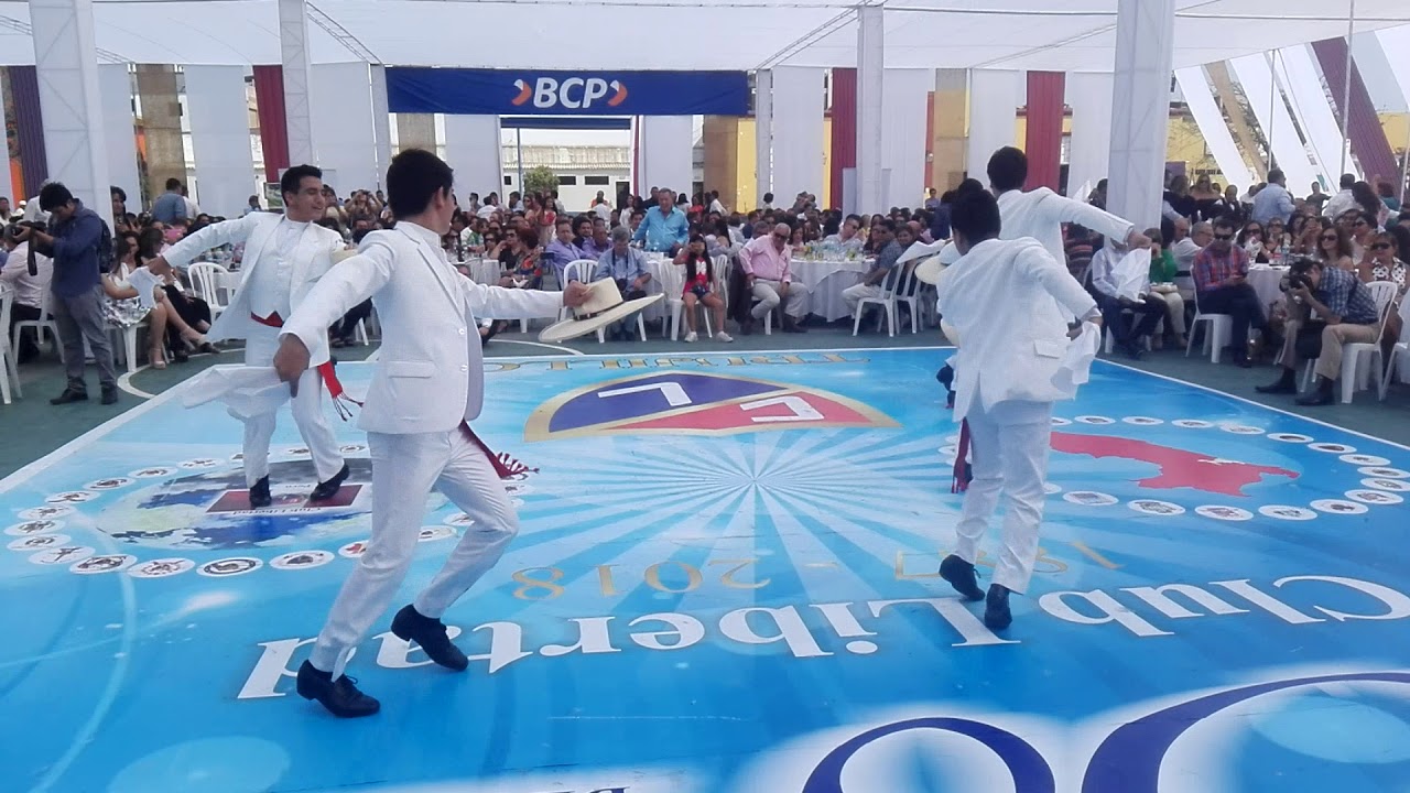 COREOGRAFIA CLUB LIBERTAD CORONACION DE LA REINA 2018
