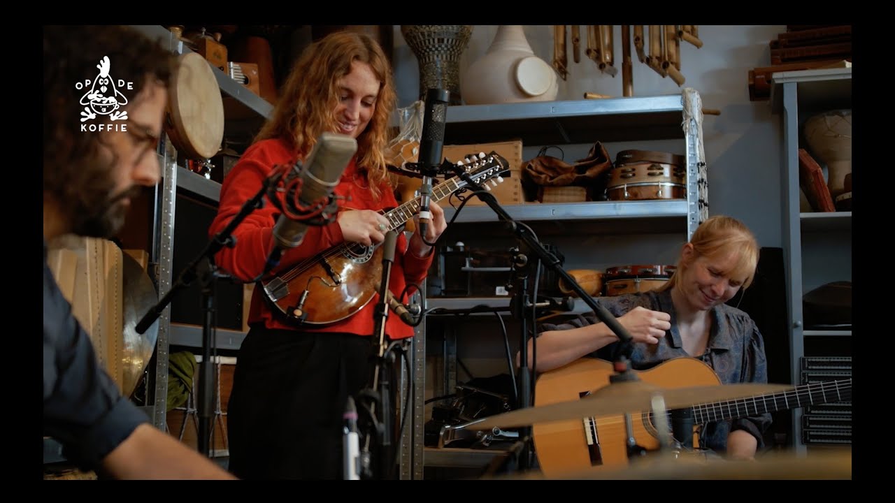 OP DE KOFFIE #21 - ASTRID CREVE & MARIJKE HELLEMANS