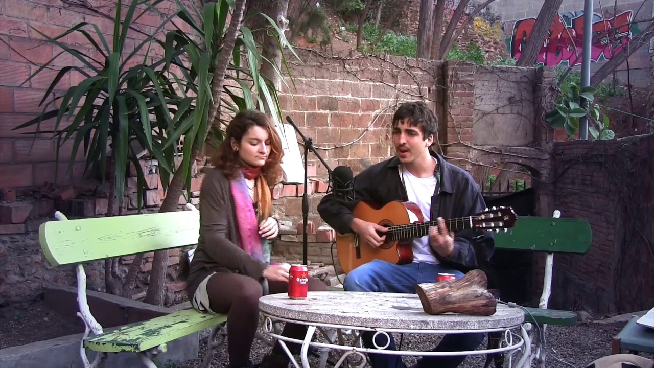 La vuelta al mundo (Calle 13 cover). Semilla Sessions